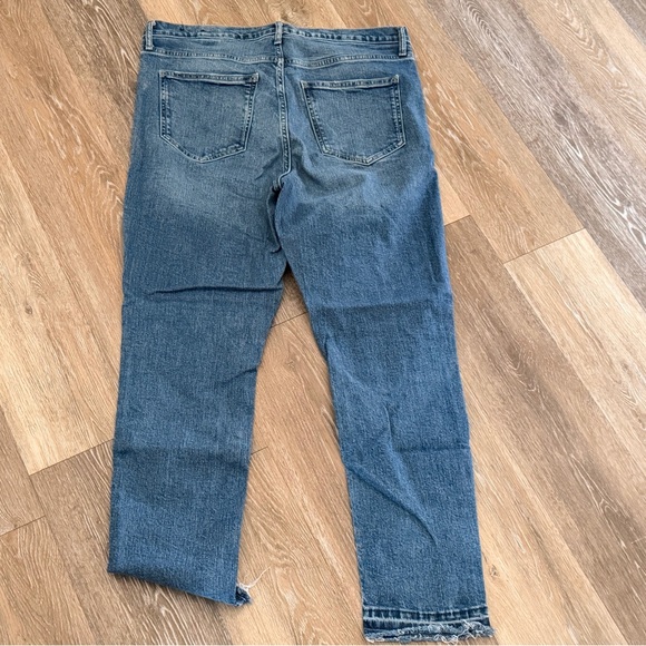 GAP High Rise Blue Jeans - Picture 2 of 5